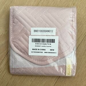 Brand New Bagsmart Quilted Pink Travel Jewelry Organizer